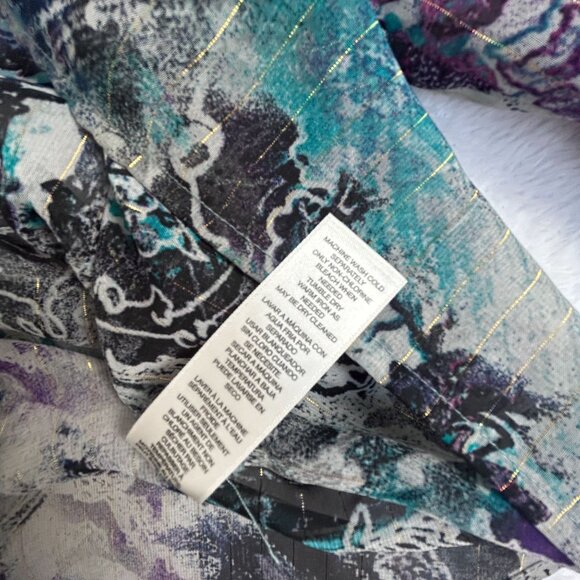 Chico's Semi Sheer Metallic Abstract Floral Tie Front Button Up Blouse Size 3 - Picture 5 of 8